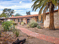 Arnold House